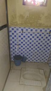 Bathroom Image of 220 Sq.ft 1 RK Independent House for sale in Shelu Thane for Rs. 450000