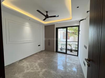 Bedroom Image of 1500 Sq.ft 4 BHK Apartment / Flat for sale in Vasant Kunj New Delhi for Rs. 17000000