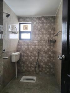 Common Bathroom Image of 1120 Sq.ft 2 BHK Apartment / Flat for sale in CGEWHO Kendriya Vihar, Phi II Greater Noida for Rs. 11510000