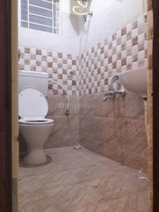 Common Bathroom Image of 850 Sq.ft 2 BHK Apartment / Flat for rent in Chansandra Bengaluru for Rs. 23000