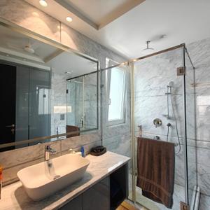 Image of 4050 Sq.ft 4.5 BHK Builder Floor for sale in Sukhdev Vihar, New Delhi for Rs. 100000000