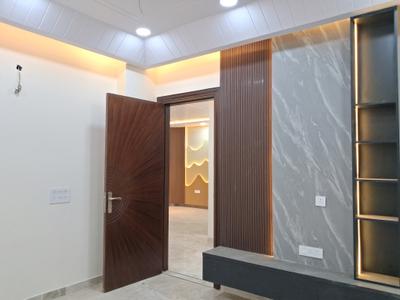 Bedroom Image of 2250 Sq.ft 4 BHK Builder Floor for sale in Paschim Vihar New Delhi for Rs. 42000000