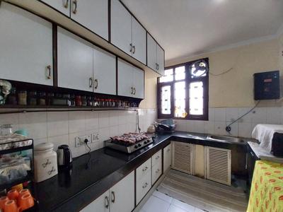 Kitchen Image of 1650 Sq.ft 3 BHK Apartment / Flat for sale in Devinder Vihar, Sector 56 Gurgaon for Rs. 24000000