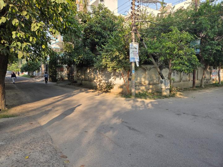 Gomti Nagar Main Image 1