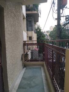 Bedroom One Image of 1200 Sq.ft 3.5 BHK Apartment / Flat for rent in Mayur Vihar Phase 1 Pocket 2 RWA, Mayur Vihar Phase 1 New Delhi for Rs. 56000