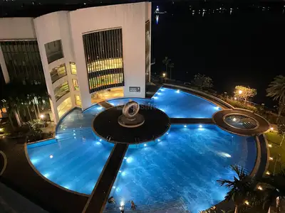 Image of 1800 Sq.ft 3 BHK Apartment / Flat for sale in Prestige Neptunes Courtyard, Marine Drive, Kochi for Rs. 22500000