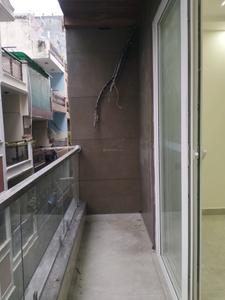 Bedroom One Image of 800 Sq.ft 2 BHK Builder Floor for sale in Shalimar Bagh New Delhi for Rs. 14000000