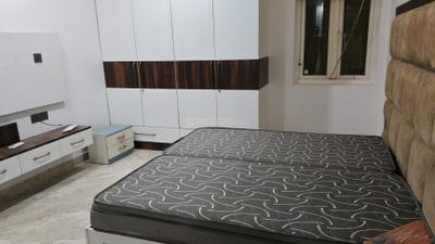 Bedroom Image of 1800 Sq.ft 3 BHK Builder Floor for rent in Saket New Delhi for Rs. 95000