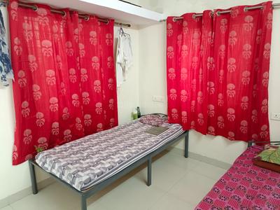 Bedroom Image of Archana&#x27;s Girl&#x27;s PG in Dhanori, Pune