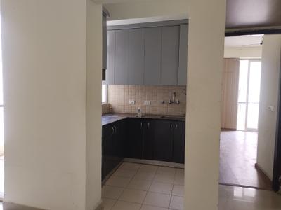 Kitchen Image of 915 Sq.ft 2.5 BHK Apartment / Flat for rent in Amrapali Dream Valley 2, Noida Extension Greater Noida for Rs. 19000
