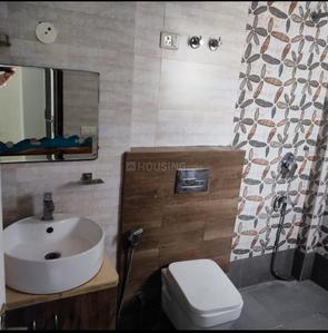 Bathroom Image of 2300 Sq.ft 3 BHK Builder Floor for rent in Sector 46 Gurgaon for Rs. 50000