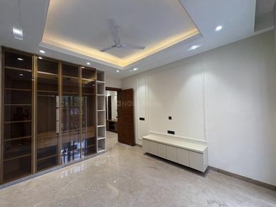 Bedroom Image of 1620 Sq.ft 3 BHK Builder Floor for sale in Preet Vihar New Delhi for Rs. 32500000