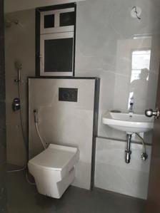Common Bathroom Image of 1350 Sq.ft 3 BHK Apartment / Flat for sale in Nicco Residency, Andheri East Mumbai for Rs. 35500000