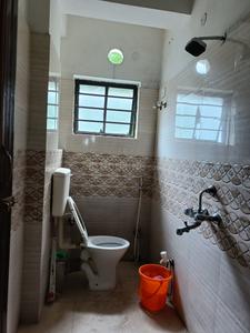 Image of 1169 Sq.ft 3 BHK Apartment / Flat for rent in Chinar Park, Kolkata for Rs. 21000