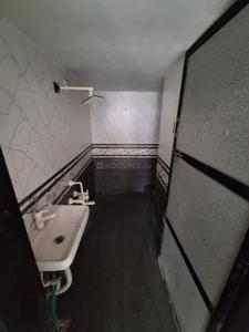 Bathroom Image of 800 Sq.ft 2 BHK Independent House for rent in Shilalekh Heights, Choryasi Surat for Rs. 7000