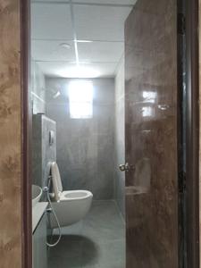 Common Bathroom Image of 1360 Sq.ft 3 BHK Apartment / Flat for sale in Trinity Krishna Kunj, Noida Extension Greater Noida for Rs. 5800100