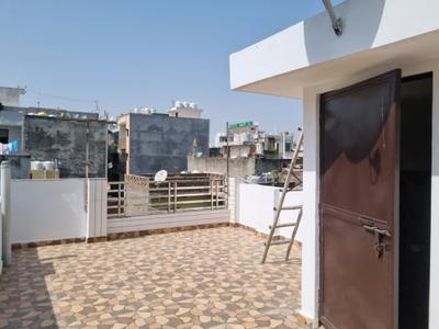 Terrace Image of 1350 Sq.ft 4 BHK Independent House for sale in Dwarka Mor New Delhi for Rs. 11500000