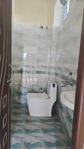Bathroom Image of 670 Sq.ft 1 BHK Apartment / Flat for rent in Kondapur Hyderabad for Rs. 14500
