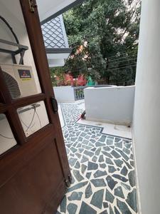 Balcony Image of Urbanroomz Coliving PG in DLF Phase 2, Gurgaon