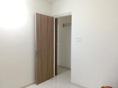 Bedroom Image of 900 Sq.ft 2 BHK Apartment / Flat for rent in Godrej Emerald, Kasarvadavali Thane for Rs. 27087
