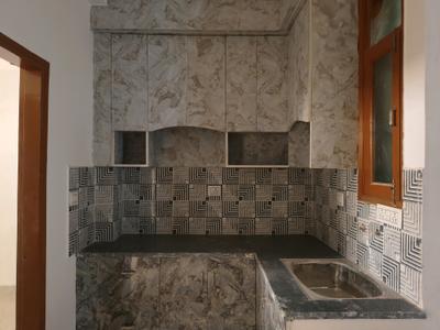 Kitchen Image of 750 Sq.ft 2 BHK Builder Floor for sale in DLF Ankur Vihar Ghaziabad for Rs. 2260389