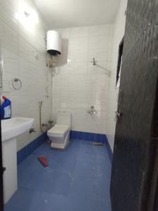Bathroom Image of 1000 Sq.ft 2 BHK Builder Floor for rent in Orchid Island, Sector 51 Gurgaon for Rs. 29000