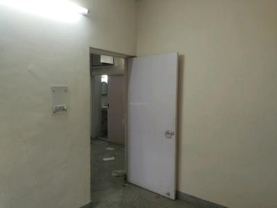 Bedroom Image of 1150 Sq.ft 3 BHK Apartment / Flat for sale in GH 14 DDA MIG, Paschim Vihar New Delhi for Rs. 12000000