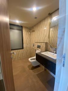 Bathroom Image of 1420 Sq.ft 3 BHK Apartment / Flat for sale in Lodha Sterling, Thane West Thane for Rs. 30500000