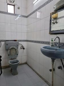 Bedroom One Image of 1100 Sq.ft 2 BHK Apartment / Flat for rent in DDA Flat Janakpuri, Janakpuri New Delhi for Rs. 25000