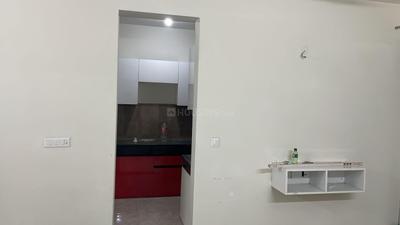 Hall Image of 1500 Sq.ft 2 BHK Apartment / Flat for rent in BPTP Discovery Park, Sector 80 Faridabad for Rs. 33000