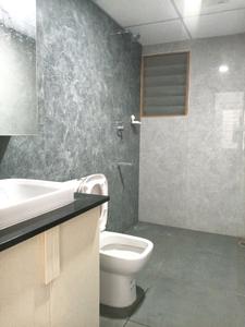 Common Bathroom Image of 596 Sq.ft 1 BHK Apartment / Flat for rent in Mahadevapura Bengaluru for Rs. 30000