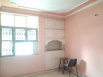 Bedroom Image of 990 Sq.ft 2 BHK Apartment / Flat for sale in Nagin Lake Apartment, Paschim Vihar New Delhi for Rs. 13500000
