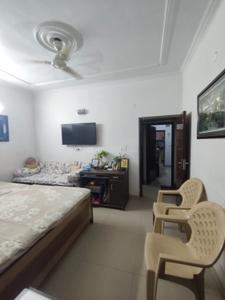 Bedroom Image of 1000 Sq.ft 2 BHK Apartment / Flat for sale in Swaraj Homes RWA Kalkaji DDA Flats L1 and L2, Kalkaji New Delhi for Rs. 17000000