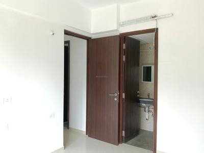 Bedroom Image of 519 Sq.ft 1.5 BHK Apartment / Flat for rent in Kalpataru Elitus, Mulund West Mumbai for Rs. 43000