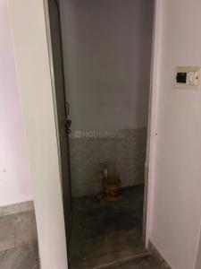 Bathroom Image of 450 Sq.ft 2 BHK Builder Floor for rent in Barra Kanpur for Rs. 9000