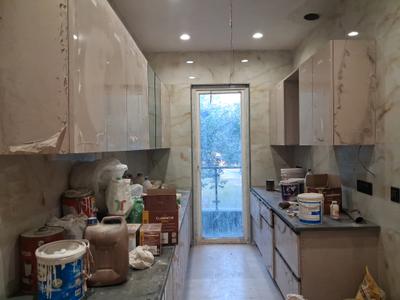 Kitchen Image of 900 Sq.ft 3 BHK Builder Floor for sale in Paschim Vihar New Delhi for Rs. 18500000