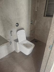 Bathroom Image of 760 Sq.ft 2 BHK Apartment / Flat for sale in Zee Ashtavinayak, Andheri West Mumbai for Rs. 24000000