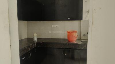 Kitchen Image of 1000 Sq.ft 2 BHK Apartment / Flat for rent in Sikka Karnam Greens, Sector 143B Noida for Rs. 25000