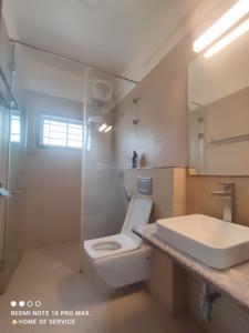 Bathroom Image of 4500 Sq.ft 5 BHK Villa for rent in Neelankarai Chennai for Rs. 150000