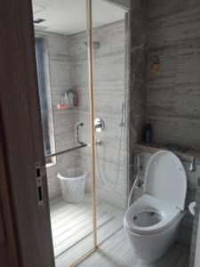 Image of 1300 Sq.ft 3 BHK Apartment / Flat for rent in Rustomjee Paramount, Santacruz West, Mumbai for Rs. 350000