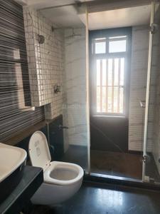 Bathroom Image of 2750 Sq.ft 4 BHK Apartment / Flat for sale in K Raheja Vistas, Powai Mumbai for Rs. 80000000
