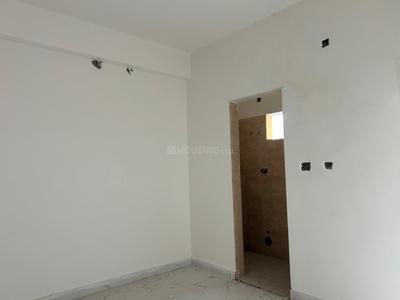 Bedroom Image of 734 Sq.ft 2 BHK Apartment / Flat for sale in Chinar Park Kolkata for Rs. 4000000