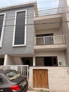Image of 2142 Sq.ft 5 BHK Independent House for sale in Kamla Nagar, Agra for Rs. 13500000