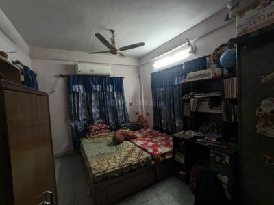 Bedroom Image of 850 Sq.ft 3 BHK Apartment / Flat for sale in Jadavpur Kolkata for Rs. 4800000