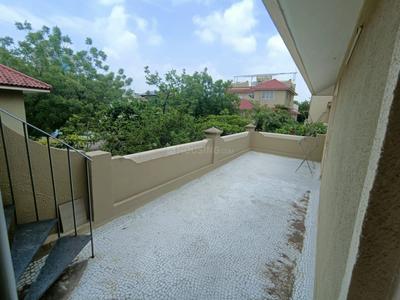Balcony Image of 5850 Sq.ft 6 BHK Villa for sale in Prahlad Nagar Ahmedabad for Rs. 92500000