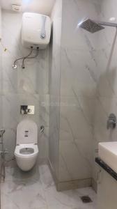 Bathroom Image of 720 Sq.ft 2 BHK Builder Floor for rent in Kotla Mubarakpur New Delhi for Rs. 40000