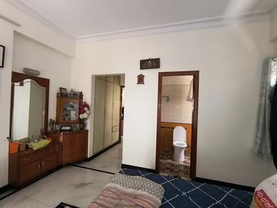 Bedroom Image of 2100 Sq.ft 3 BHK Builder Floor for sale in Jayanagar Bengaluru for Rs. 30000000