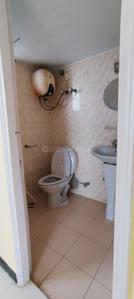 Bathroom Image of 1206 Sq.ft 2 BHK Apartment / Flat for rent in Hiland Park, Santoshpur Kolkata for Rs. 32000