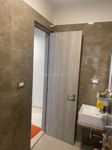Image of 1000 Sq.ft 3 BHK Apartment / Flat for sale in Santacruz West, Mumbai for Rs. 59800000