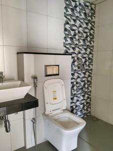 Common Bathroom Image of 1050 Sq.ft 2 BHK Apartment / Flat for sale in Iris At Kashishpark, Thane West Thane for Rs. 17039600